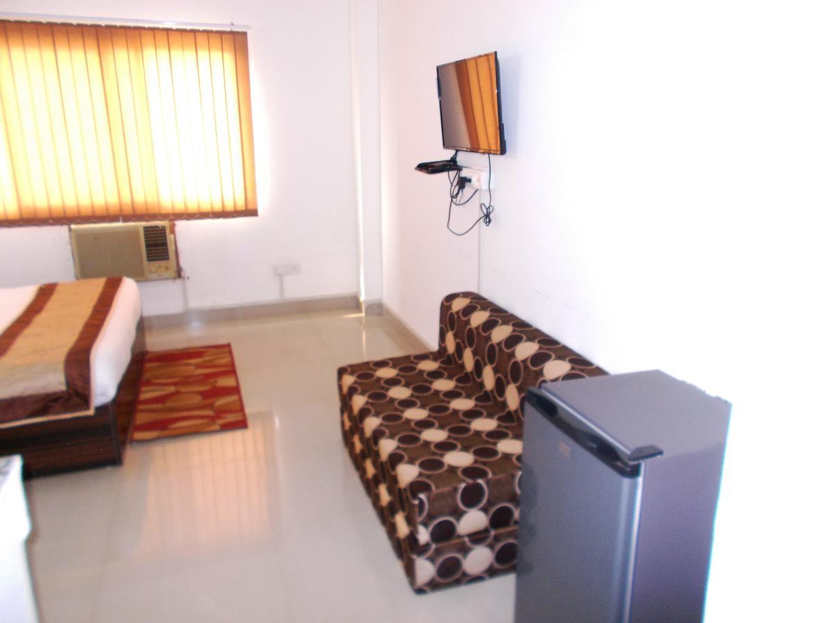 The Radiance Suites And Apartment New Delhi Exterior foto