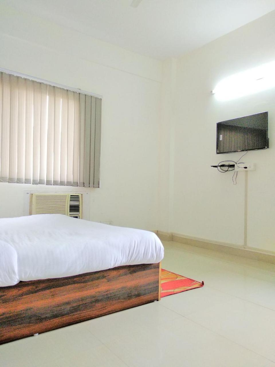 The Radiance Suites And Apartment New Delhi Exterior foto