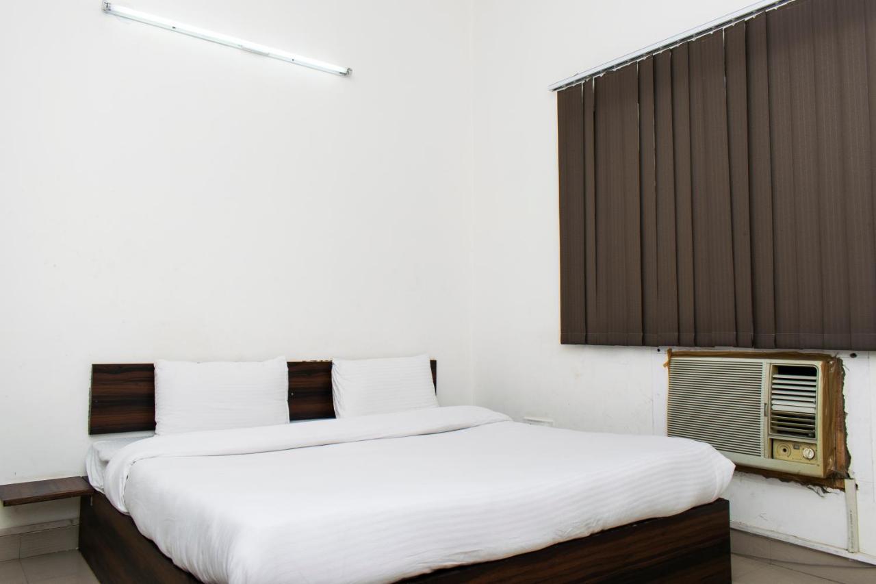 The Radiance Suites And Apartment New Delhi Exterior foto